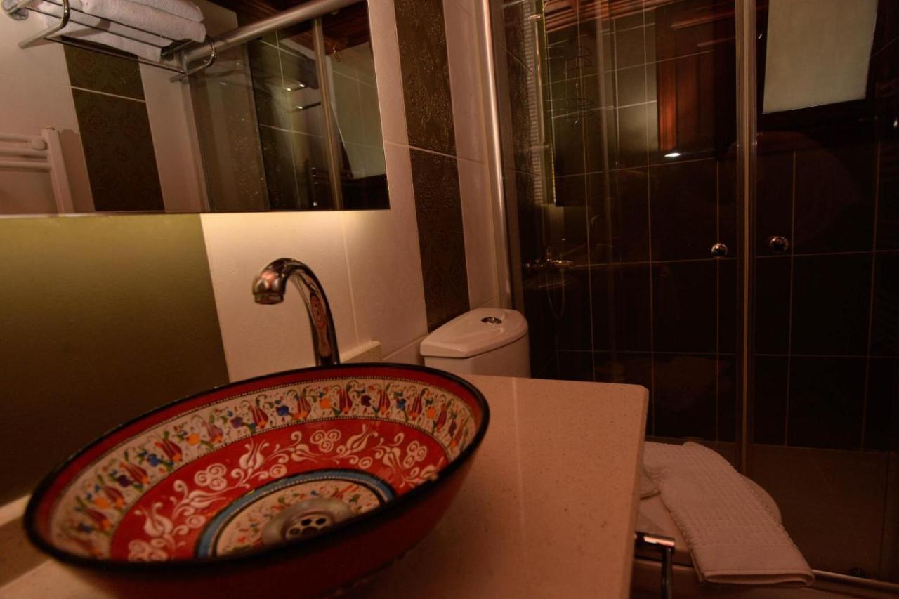 Arasta Konak Boutique Hotel เอสเกซีเฮียร์ ภายนอก รูปภาพ